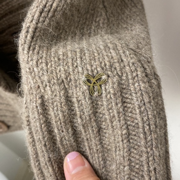 TNA lambswool sweater with bottons front - Picture 12 of 15